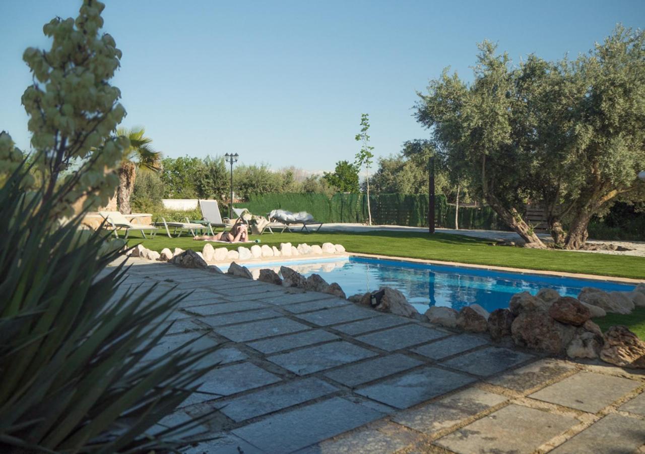 Villa Capricho De Luna Caparacena Exterior photo